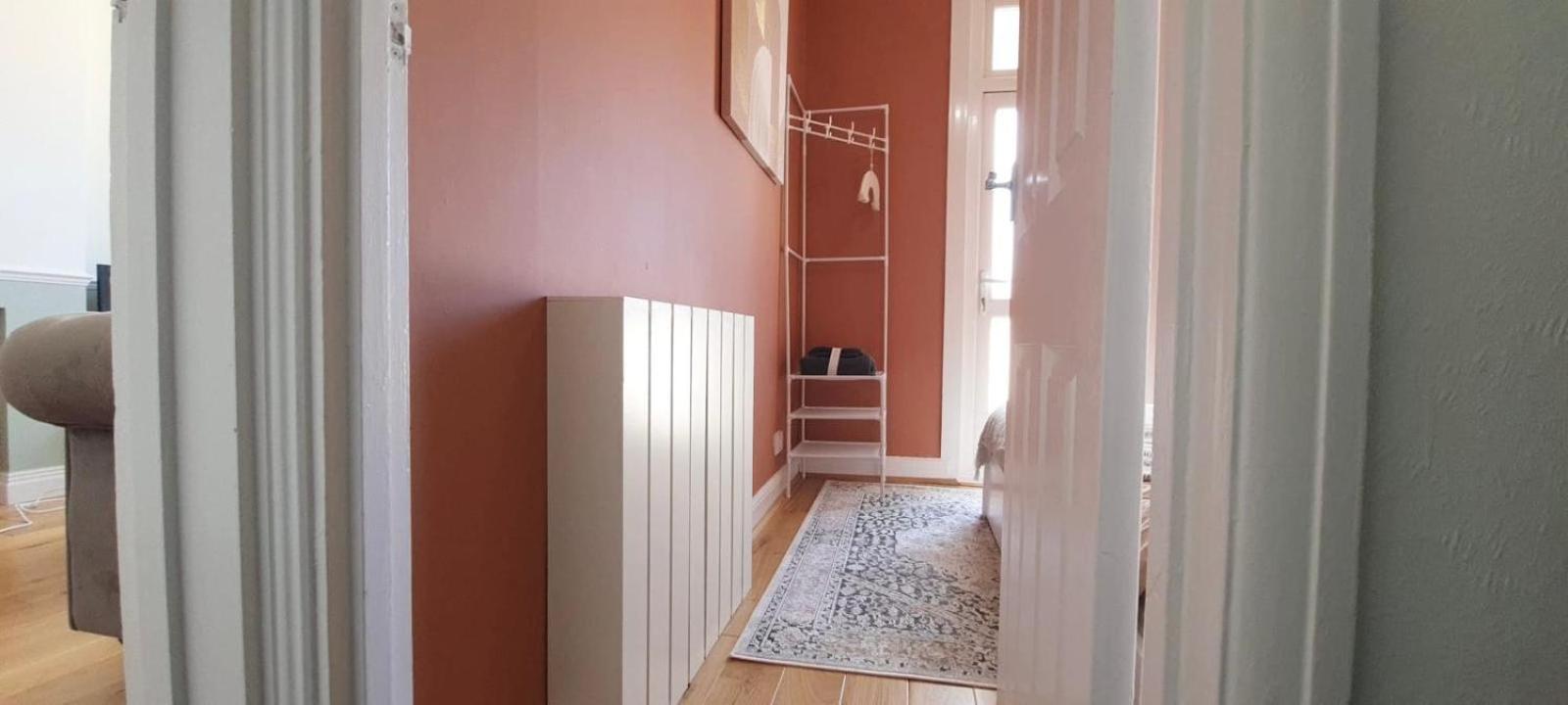 Westcliff-On-Sea Modern 2 Bedroom Apartment - Free Parking Саутенд-он-Си Экстерьер фото